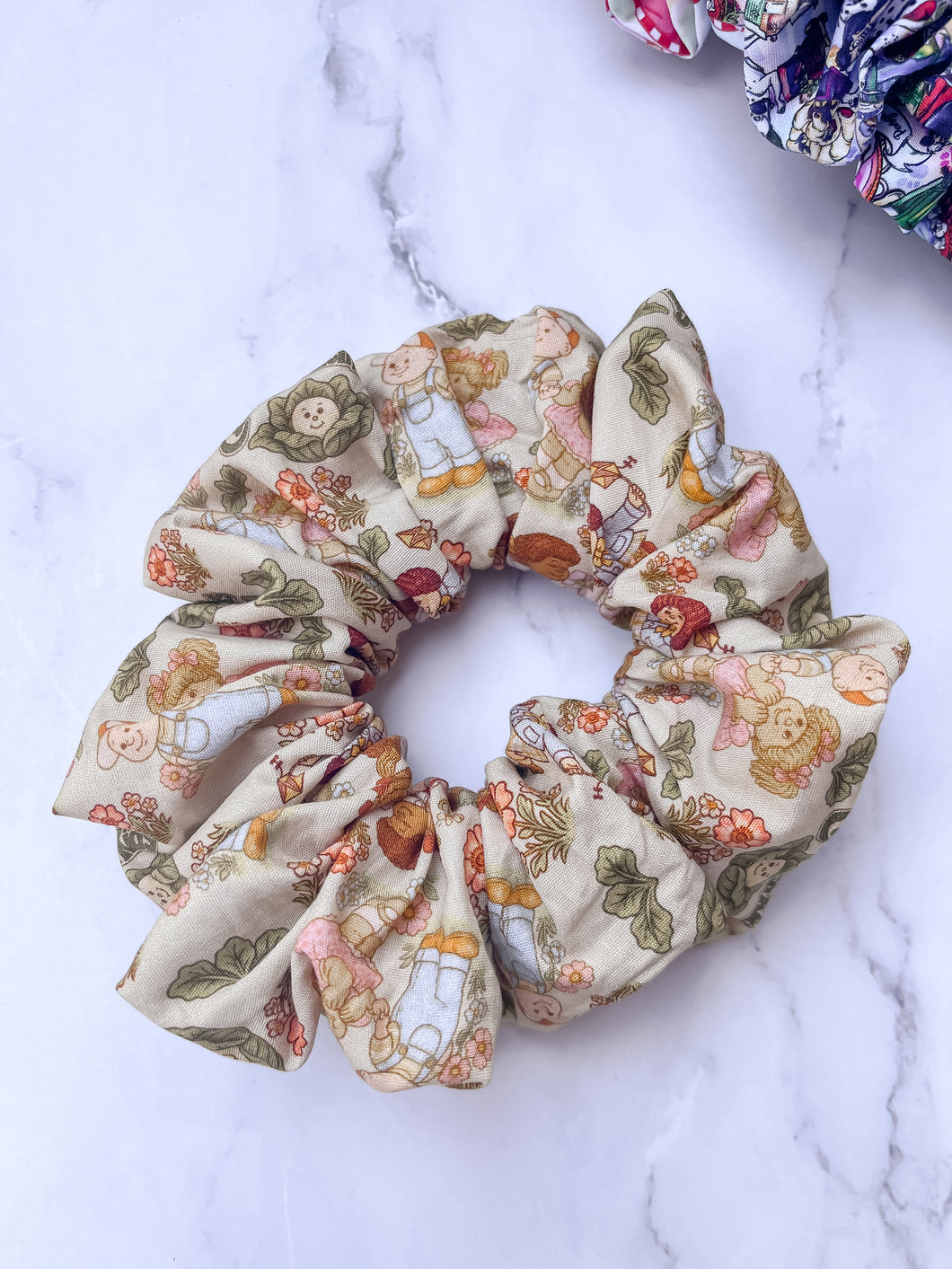 Cabbage Scrunchie